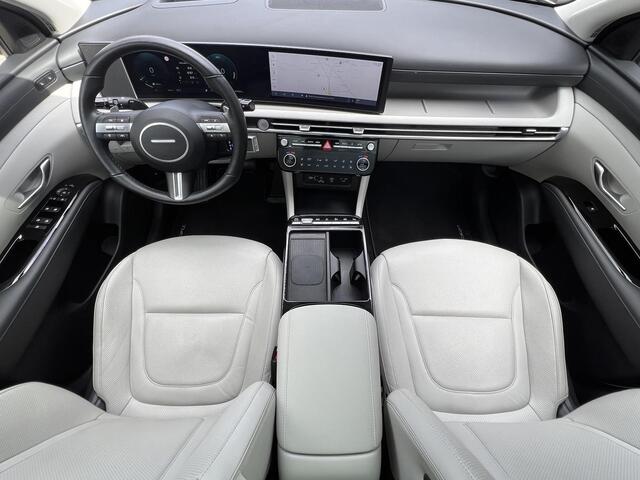 Hyundai TUCSON 1.6 T-GDI PHEV Premium Sky 4WD / Accu SoH 100 % / Panorama schuifdak / Wit leder / HUD / Camera / Elektr. stoelen & klep / Stoelventilatie / Stuur-, stoel- en achterbankverwarming /19" LM wielen & All Season banden /