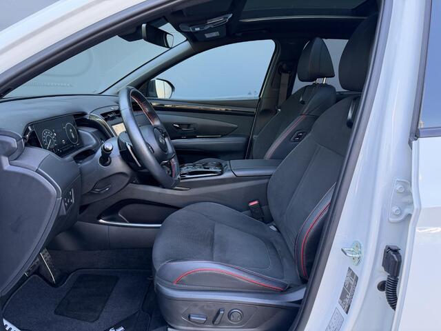 Hyundai TUCSON 1.6 T-GDI PHEV N Line Sky 4WD / Dealer Onderhouden / Elektrisch Verstelbare Stoelen met Geheugen / 360 Graden Camera / Stoelverwarming & Ventilatie / Elektrische achterklep / Apple Carplay Android Auto / Krell Audio Systeem / Keyless Entry & Start /
