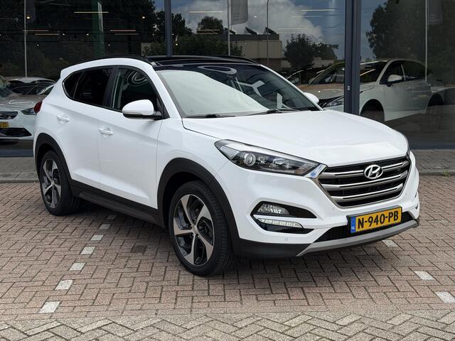 Hyundai TUCSON 1.6 T-GDi Comfort PANORAMADAK | CAMERA | TREKHAAK | STOELVERWARMING | STUURVERWARMING | NAVIGATIE | LED | AIRCO/ECC | CRUISECONTROL | APPLE CARPLAY / ANDROID AUTO