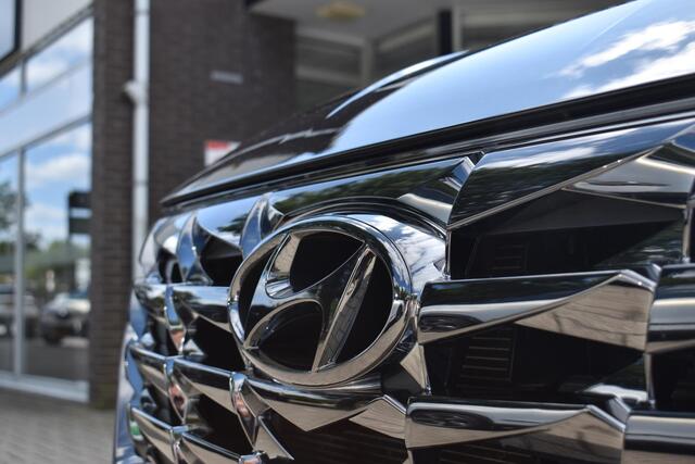 Hyundai TUCSON 1.6 T-GDI HEV Comfort | TREKHAAK | CAMERA | NAVIGATIE | STOELVERWARMING | AUTOMAAT | AUTOMAAT | NETTE AUTO