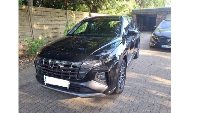 Hyundai TUCSON 1.6 T-GDI PHEV N Line Sky 4WD | Schuifdak, Stoelventilatie, Elektr. Stoelen, 360 Camera, Half alcantara/leder, 19 inch, Full option!