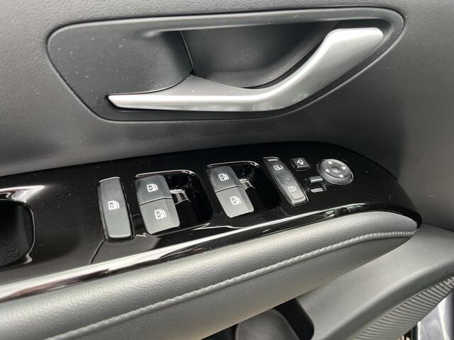 Hyundai TUCSON 1.6 T-GDI PHEV Premium Sky 4WD | Rijklaarprijs! | Panoramadak | Meest luxe uitvoering | Apple CarPlay/Android Auto |