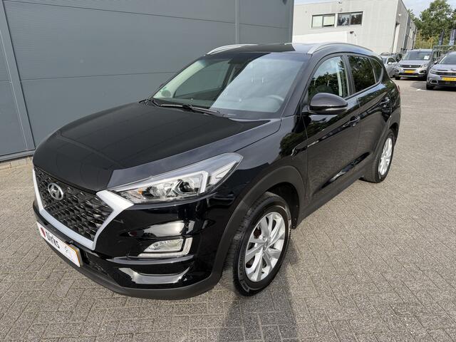 Hyundai TUCSON 1.6 GDI Comfort (Trekhaak - Camera - Automatische Airco - Navigatie via APP - 17"incl 4S)