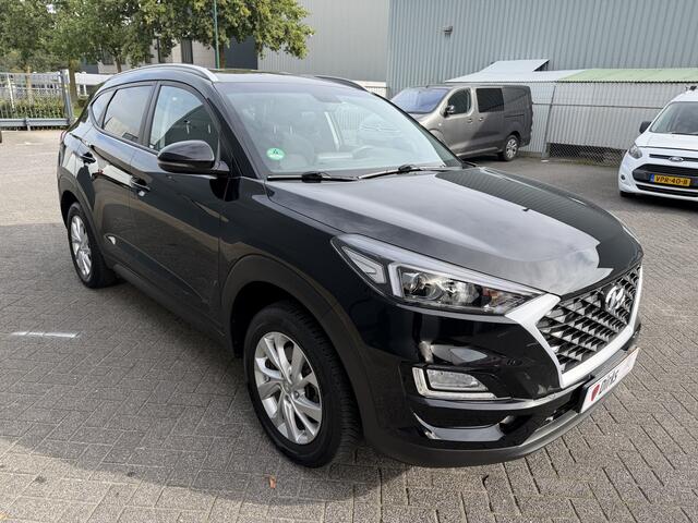 Hyundai TUCSON 1.6 GDI Comfort (Trekhaak - Camera - Automatische Airco - Navigatie via APP - 17"incl 4S)