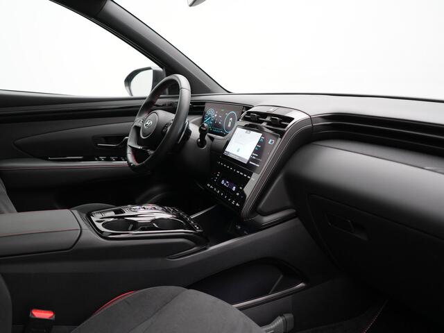 Hyundai TUCSON 1.6 T-GDI PHEV N Line Sky 4WD 265pk Dealer O.H. | Panodak | Adaptive Cruise | 360 Camera | Krell Audio | Alcantara Sportstoelen Ventilatie & Verwarmd | Keyless | BLIS | Stuur Verwarmd | Apple Carplay | Navigatie | DAB | Plug In Hybrid |