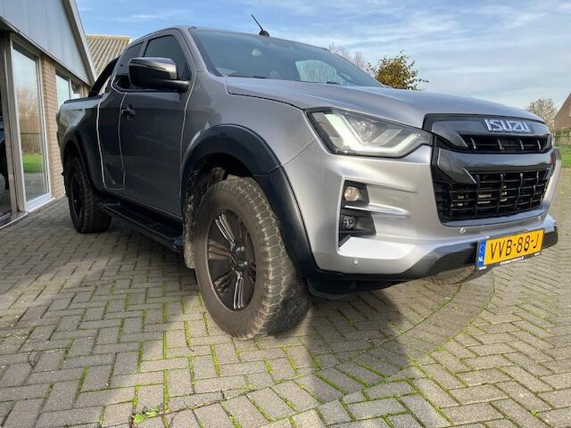 Isuzu D-MAX 1.9 Ext. Cab V-Cross