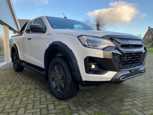 Isuzu D-MAX 1.9 Ext. Cab V-Cross