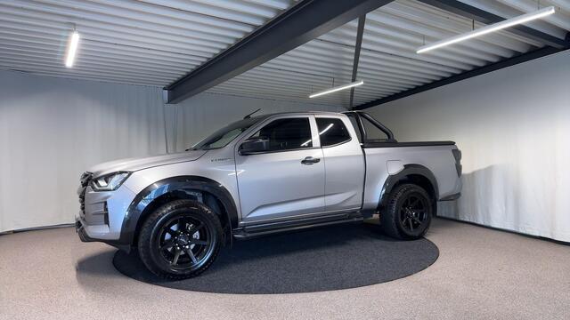 Isuzu D-MAX 1.9 Extended Cab V-Cross Automaat | 3500KG Trekgewicht
