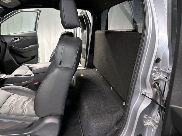 Isuzu D-MAX 1.9 Extended Cab V-Cross Automaat | 3500KG Trekgewicht