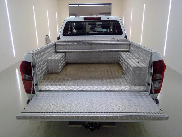 Isuzu D-MAX 1.9 Extended Cab 3500KG TREKHAAK EURO 6