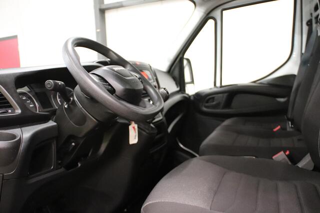 Iveco 35C14 2.3 KIPPER MET 3500 KG TREKVERMOGEN 