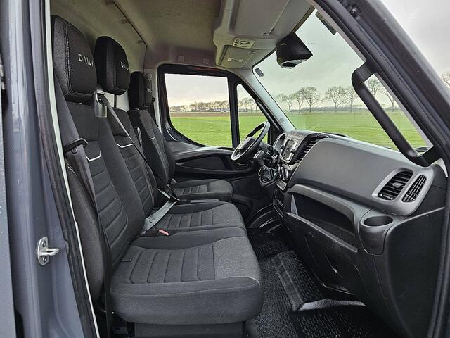 Iveco 35C18 XL AC AUT 3.0 LTR EURO6 BPM-VRIJ 3500 KG TREKHAAK