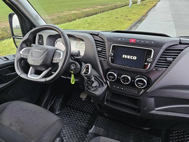 Iveco 35C18 XL AC AUT 3.0 LTR EURO6 BPM-VRIJ 3500 KG TREKHAAK