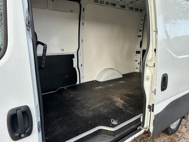 Iveco 35S14N A8 V 2X SCHUIFDEUR