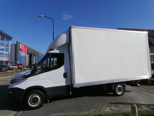 Iveco 35S17 Bakwagen+Laadklep Airco,Cruise,3 Persoons L 415 B218 H 225cm
