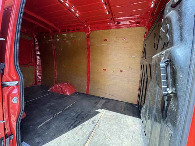 Iveco 50C/35 . Clima, Navi, Camera, Cruise control, Bluetooth
