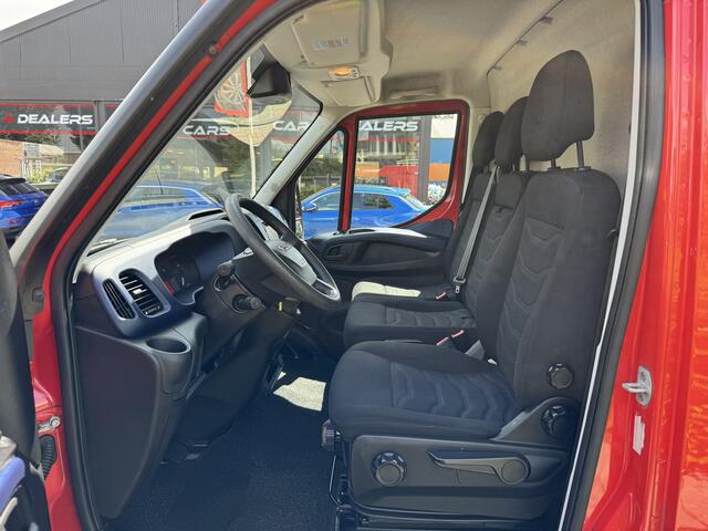 Iveco 50C/35 . Clima, Navi, Camera, Cruise control, Bluetooth