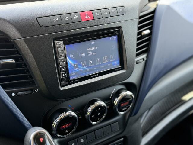 Iveco 50C/35 . Clima, Navi, Camera, Cruise control, Bluetooth