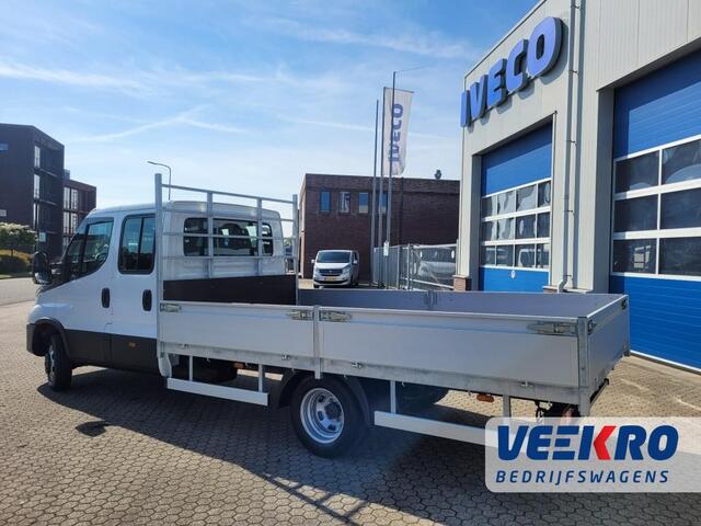 Iveco DAILY 40C16 met 3.0 liter motor en 160 PK, 3500 KG trekgewicht!