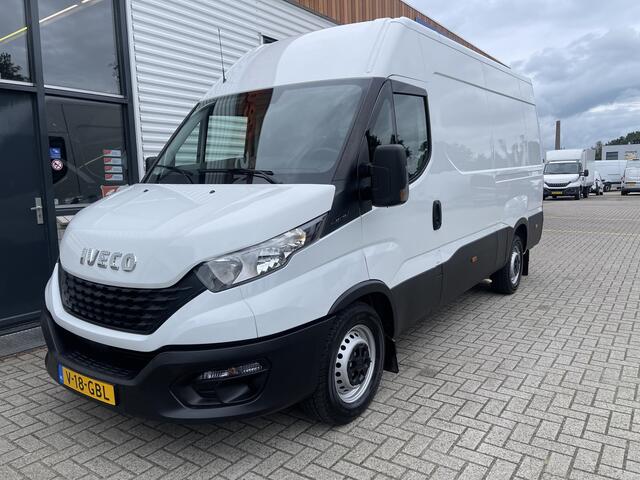 Iveco DAILY 35S16V 2.3 L2H2 160pk / vaste prijs rijklaar ¤ 27.950 ex btw / lease vanaf ¤ 500 / climate control / mag 3500 kg trekken / 270 graden achterdeuren / euro 6 diesel !