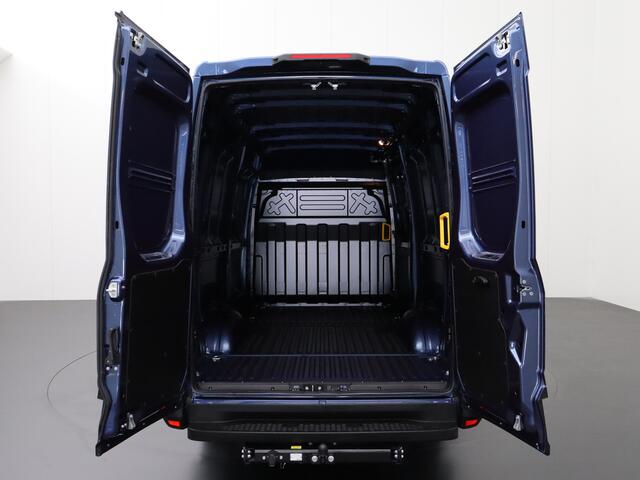 Iveco DAILY 3.0L 180PK Hi matic Automaat L2H2 | 3500Kg Trekhaak | Led | Navigatie | Camera