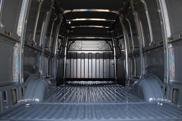 Iveco DAILY 35S18A8 3.0 180pk L4H2 | Automaat | Navi | Camera | Adap. Cruise | Gev. Stoel | Clima | L+R Zijdeur | 3500kg trekgew. | Lease 719,- p/m