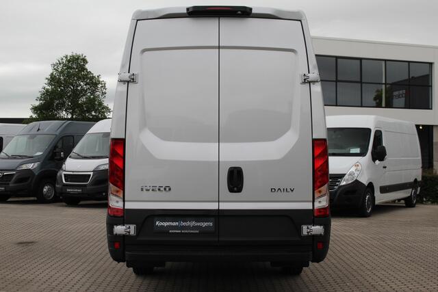 Iveco DAILY 35S18A8 3.0 180pk L4H2 Automaat | Navi | Camera | Adap. Cruise | Gev. Stoel | Clima | 3500kg trekgew. | Lease 824,- p/m