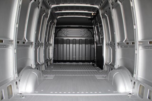 Iveco DAILY 35S18A8 3.0 180pk L4H2 Automaat | Navi | Camera | Adap. Cruise | Gev. Stoel | Clima | 3500kg trekgew. | Lease 824,- p/m