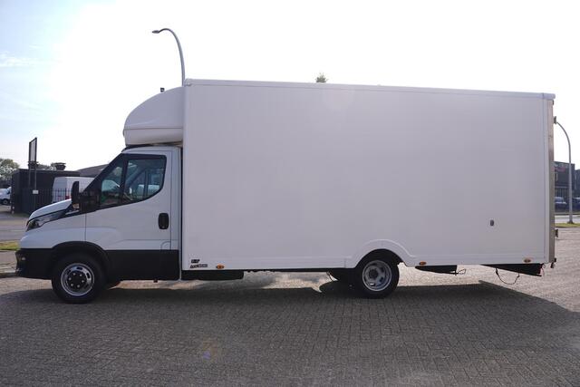 Iveco DAILY 35C14 140 pk Automaat Bakwagen 30M3 Airco, Camera Luchtvering, Dakspoiler, Dubbel Lucht LxBxH 530x227x240 cm, 3-Zits