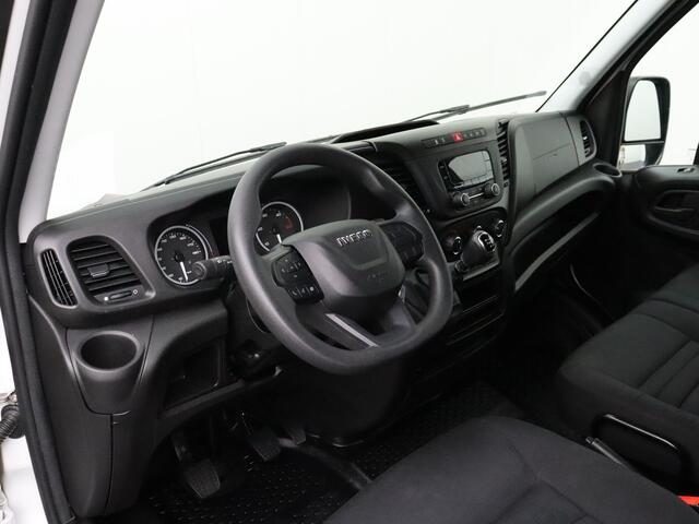 Iveco DAILY 35S16 160PK L2H2 | 3500 Trekgewicht | Airco | 3-Persoons