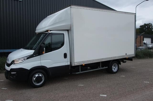 Iveco DAILY 35C16V 2.3 410 / Bakwagen/ 3-zits/ Airco / Dubbel lucht/ Trekhaak