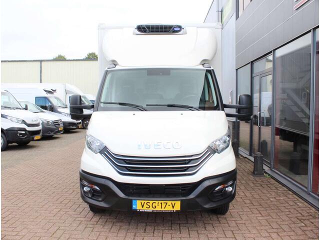 Iveco DAILY 40C18HA8 3.0 Aut. Koelwagen Bakwagen & Laadklep