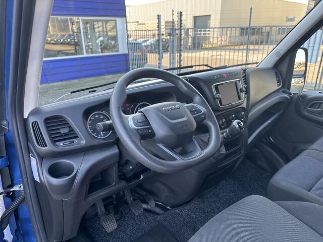Iveco DAILY 35C16V 2.3 352 L2H2 3500 KG Trekhaak LED Betimmering Cruise Control