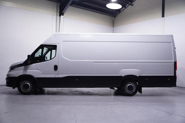 Iveco DAILY 35S16 160 pk L4H2 XXL Airco ECC, Enkel lucht Audiosysteem met DAB+, Laadruimte Pakket, 3-Zits