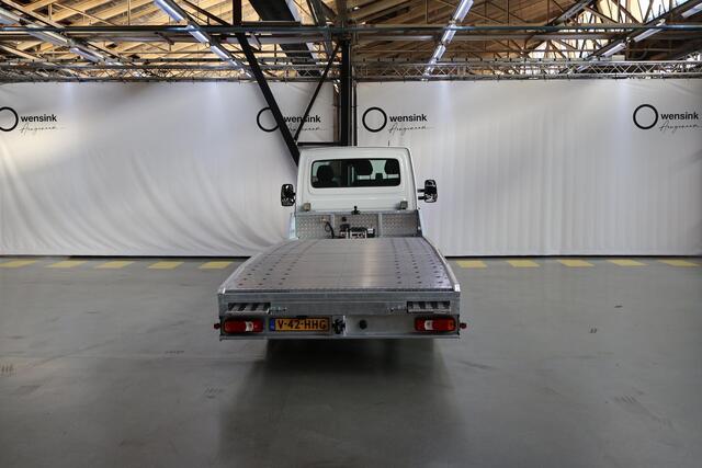 Iveco DAILY 35 3.0 180 PK | Aut. | Oprijwagen | 3500KG AHW | Autotransporter | LED | Navigatie | Climate Control | 3-Zits | Lier | Werkverlichting | Adaptive Cruise Control