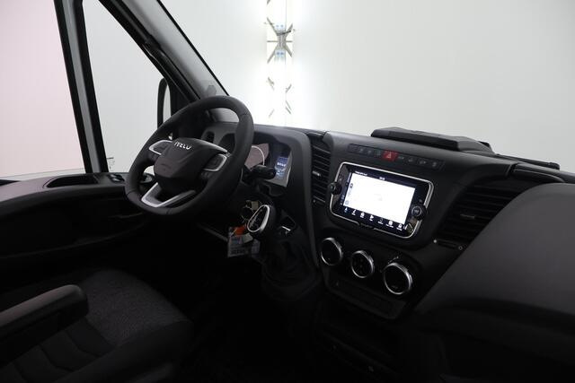 Iveco DAILY 35 3.0 180 PK | Aut. | Oprijwagen | 3500KG AHW | Autotransporter | LED | Navigatie | Climate Control | 3-Zits | Lier | Werkverlichting | Adaptive Cruise Control