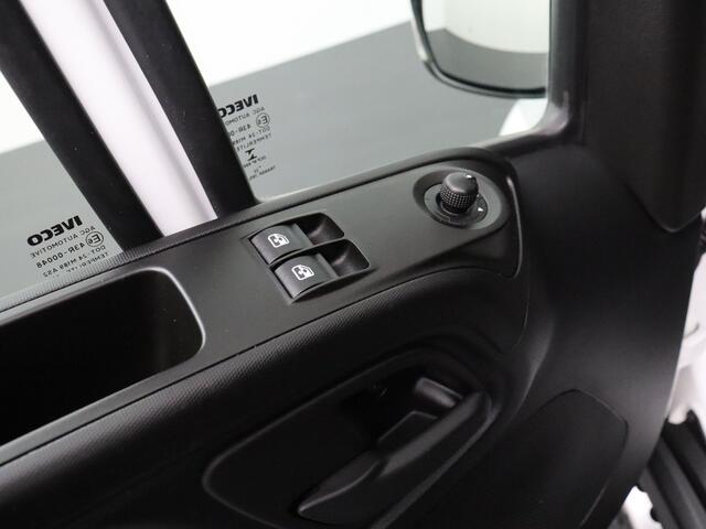 Iveco DAILY 35S14 L2H2 | Airco | Cruise | Betimmering | 3-Persoons