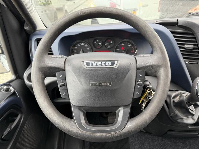 Iveco DAILY 35S14 2.3 410 | NL-auto | 1e eigenaar | L4.50 x B2.10 | 3.5T trekhaak | Automaat | Airco
