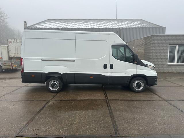 Iveco DAILY 35S14V L3H2