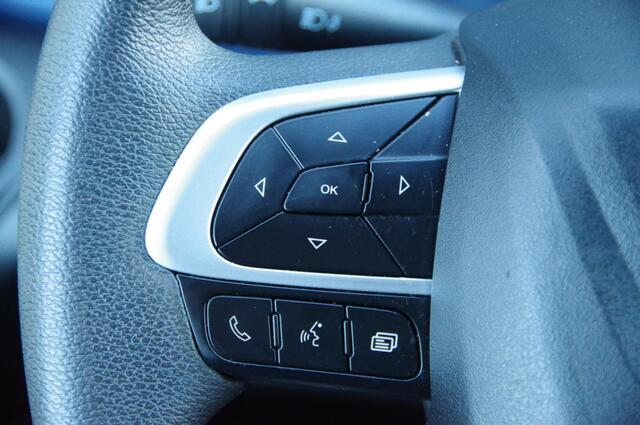 Iveco DAILY 35S18HV 3.0 352L H3 180PK AUT. LED, 3.5T TREKHAAK, CAMERA, NAVI, CRUISE, CLIMA, NL AUTO, NAP