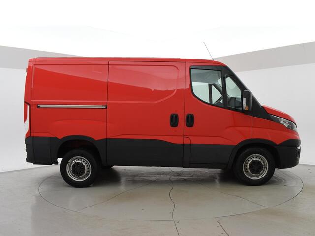 Iveco DAILY 35S12V 2.3D + 3500 KG TREKHAAK