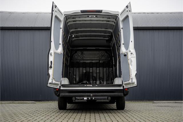 Iveco DAILY 35S14V 2.3 L2H2 | Automaat | Euro 6 | Cruise | Climate | 3500 KG Trekgewicht | Trekhaak