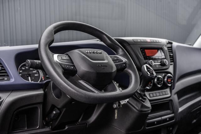 Iveco DAILY 35S14V 2.3 L2H2 | Automaat | Euro 6 | Cruise | Climate | 3500 KG Trekgewicht | Trekhaak