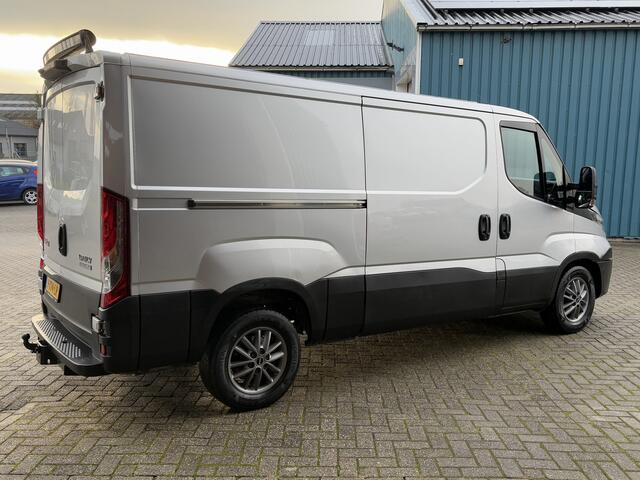Iveco DAILY 35S 155Pk 16V 2.3 352 H1 / Cruise / Airco / 3500KG TREKGEWICHT / Trekhaak / Apk t/m 15-02-2026