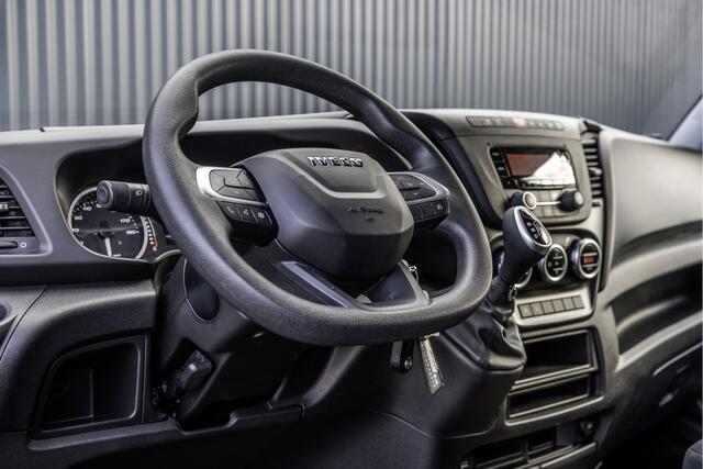 Iveco DAILY 35S14V 2.3 L4H2 | Automaat | Euro 6 | Cruise | Climate | 3500 KG Trekgewicht | Trekhaak
