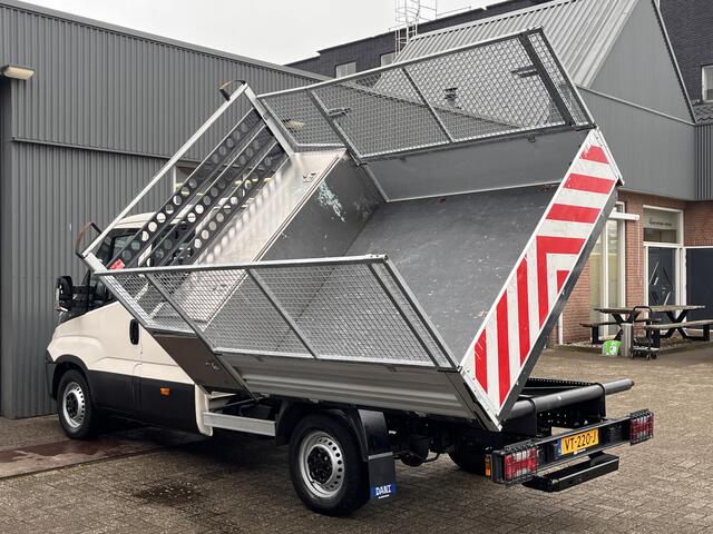 Iveco DAILY 35S11D 2.3 3 zijden kipper Airco Telefoonverbinding Gereedschapskist Stuuwielbediening Open laadbak Pick-up P-up Kieper Bakwagen 1e eigenaar Euro 5 Bpm vrij voor particulier gebruik!!