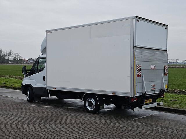 Iveco DAILY 35S14 2.3 375 Bakwagen + Laadklep + Zijdeur Dakspoiler Airco !
