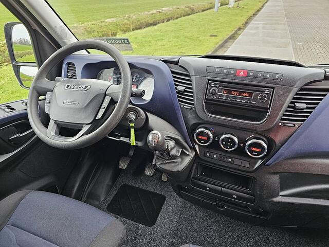 Iveco DAILY 35S14 2.3 375 Bakwagen + Laadklep + Zijdeur Dakspoiler Airco !