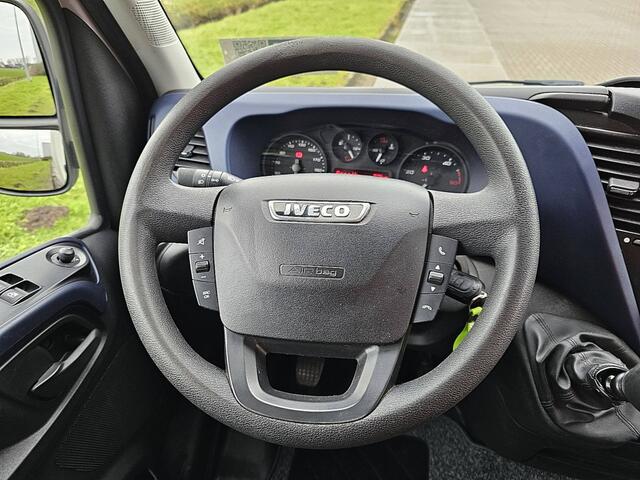 Iveco DAILY 35S14 2.3 375 Bakwagen + Laadklep + Zijdeur Dakspoiler Airco !