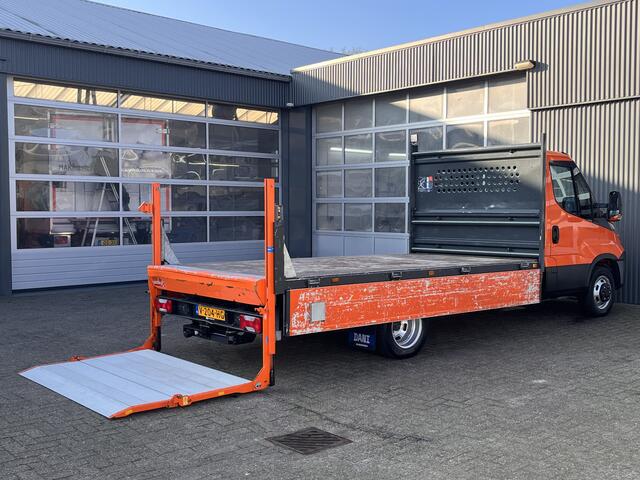 Iveco DAILY 35C14 2.3 375 Trekhaak 3500kg Laadklep 500kg Navigatie Open laadbak Pick-up Euro 6 Bpm vrij Bakwagen p-up 136pk 1e eigenaar Dealer onderhouden
